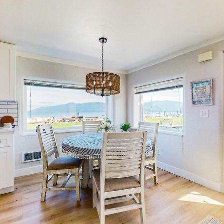 Erikson Beach House Bow Экстерьер фото