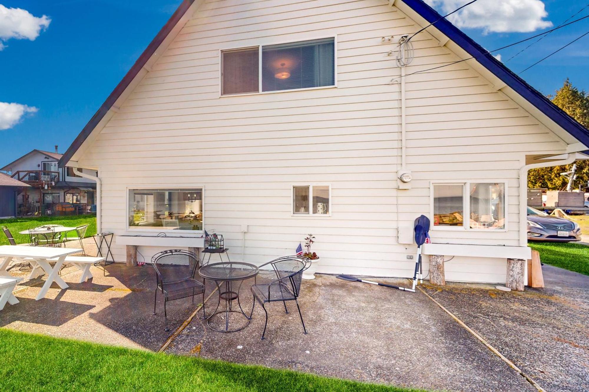 Erikson Beach House Bow Экстерьер фото